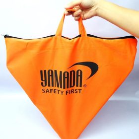 ป้ายสามเหลี่ยมสะท้อนแสง YAMADA STINTERTRADE