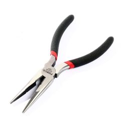 คีมปากแหลม ด้ามหุ้มยาง 6" FORCE รุ่น 610150 by STNTRADE