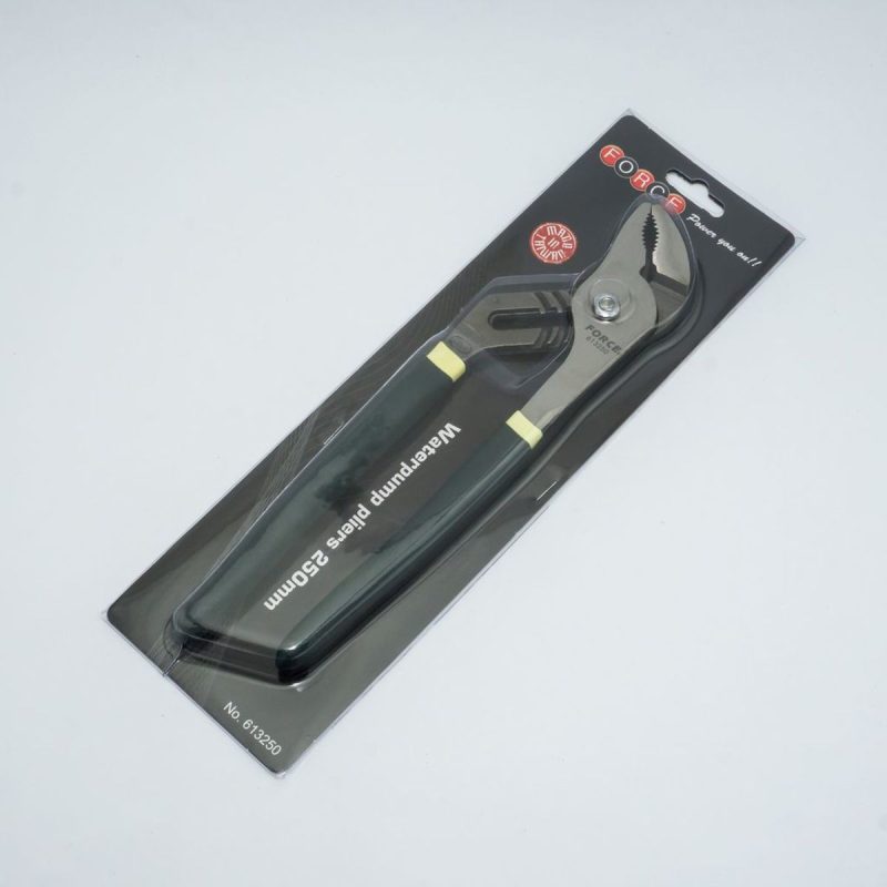 คีมคอม้า ด้ามหุ้มยาง 10" FORCE รุ่น 613250 by STNTRADE