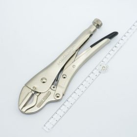 คีมล็อคปากโค้งล่าง 9" FORCE รุ่น 614B225 by STNTRADE