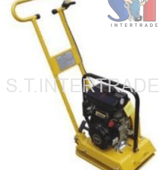 เครื่องตบดินพร้อมเครื่องยนต์ รุ่น C-40